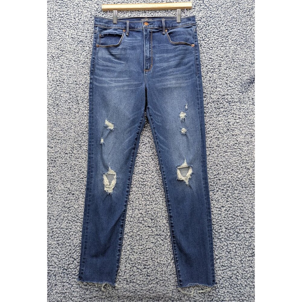 Abercrombie Fitch Ultra High Rise Super Skinny Jean Size 31 /12R Distressed Blue